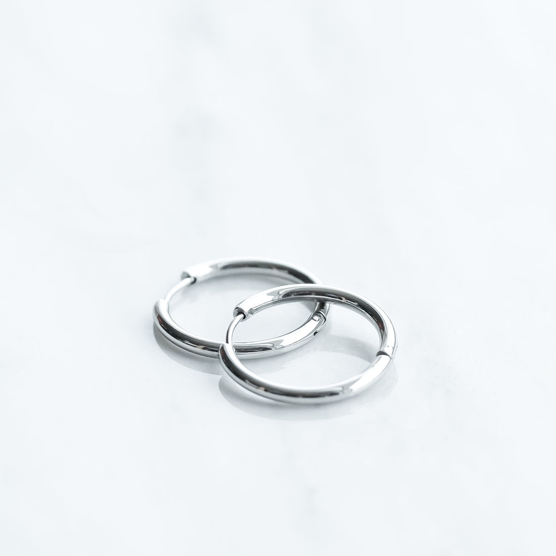 Hoop - eyrnalokkar silfur