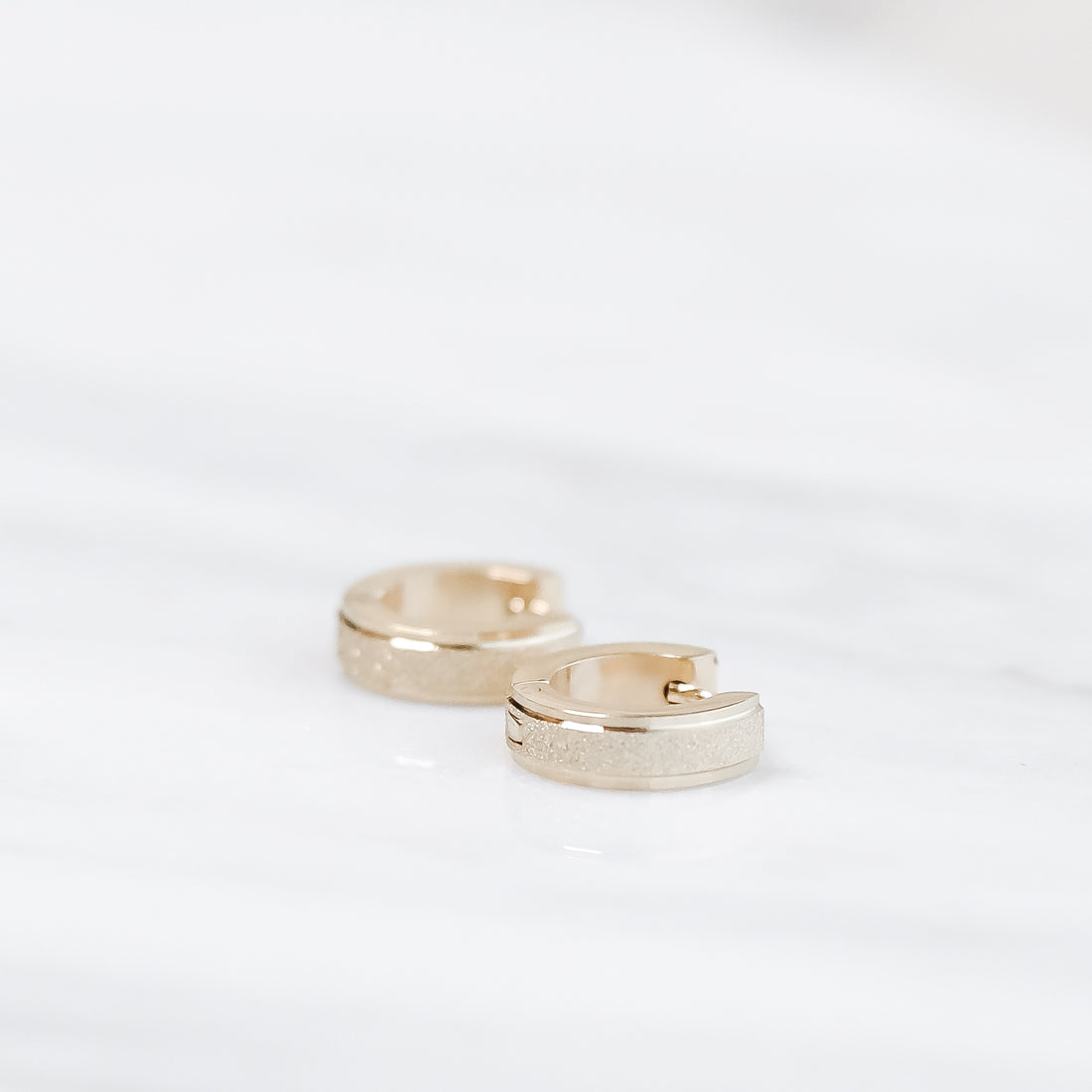 Sand huggies mini - eyrnalokkar