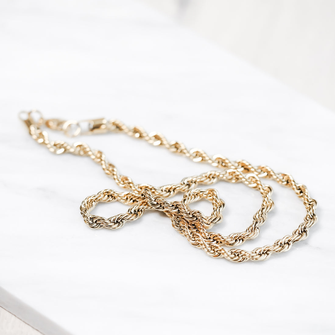 Twirl gróf - hálsmen